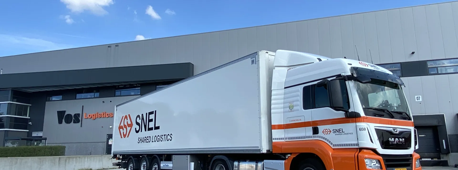 VOS Logistics camion